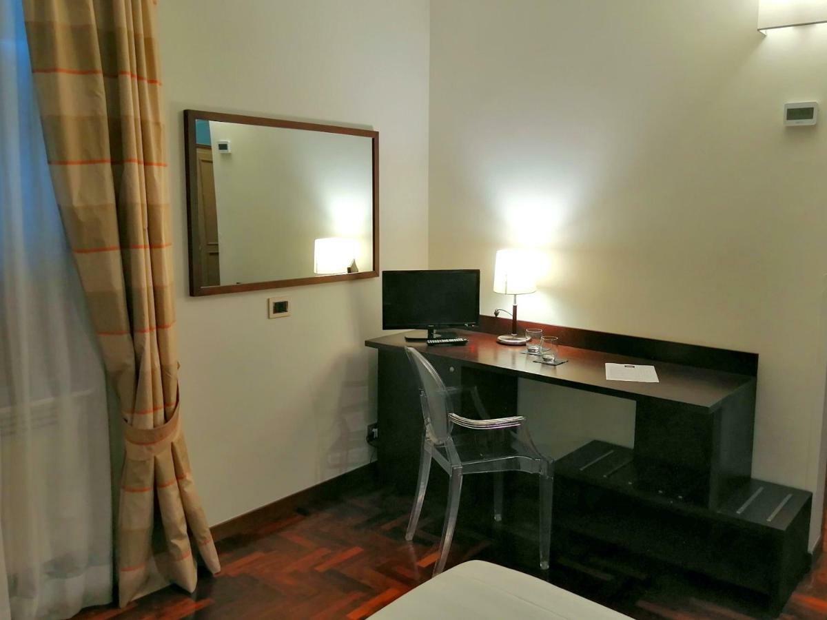Locanda Giustini Ассизи Экстерьер фото