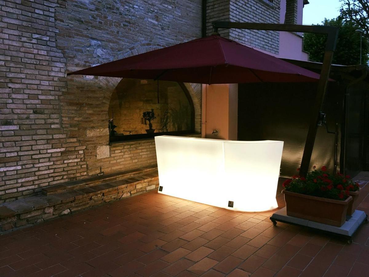 Locanda Giustini Ассизи Экстерьер фото